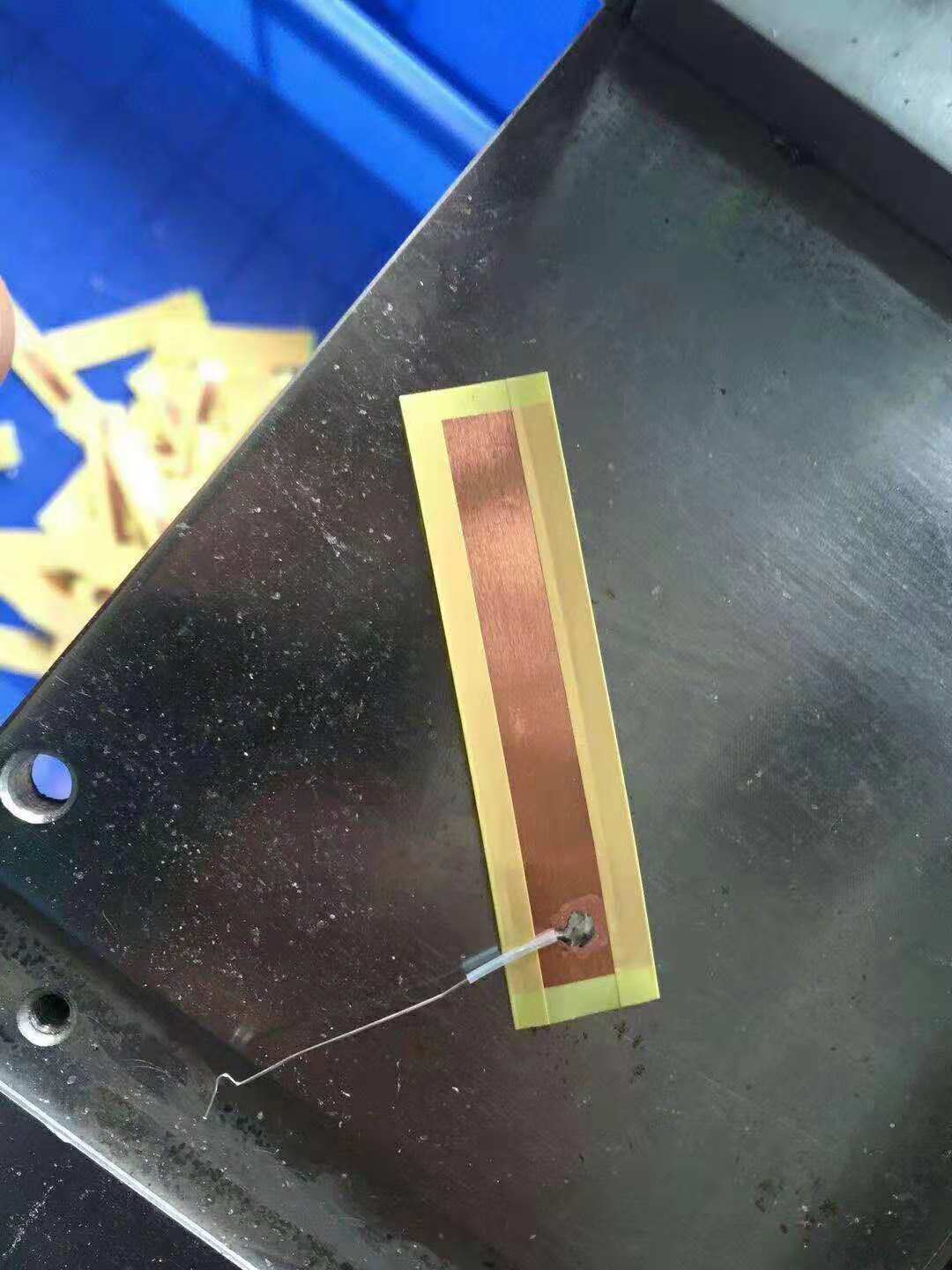 代理铜箔背胶、铜箔焊引线、铜箔穿套管、铜箔贴焊点、铜箔焊线、铜箔裁切等代加工工序